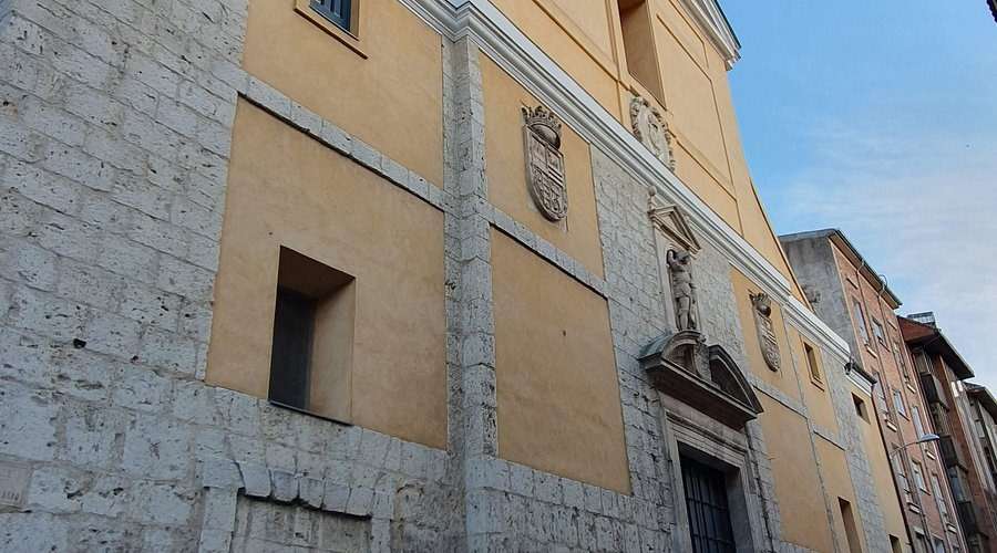 Iglesia de San Miguel y San Julián